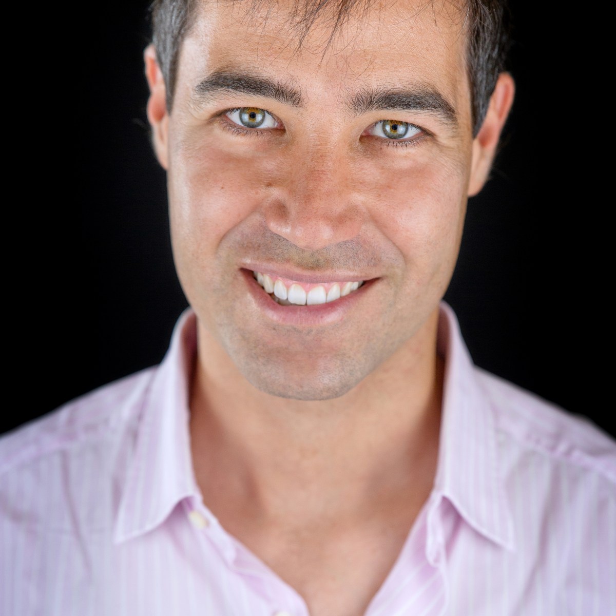 Gabriele Gorelli 1&deg; Master of wine italiano. Il dietro le&nbsp;quinte